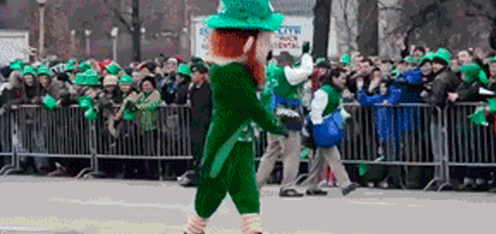 Disfrutar del desfile irlandés 