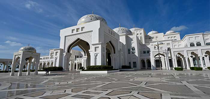 qsar-al-watan-palace