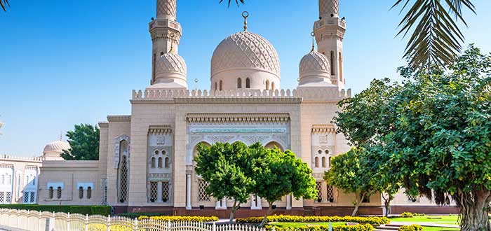 que-ver-en-emiratos-arabes-jumeirah-mosque