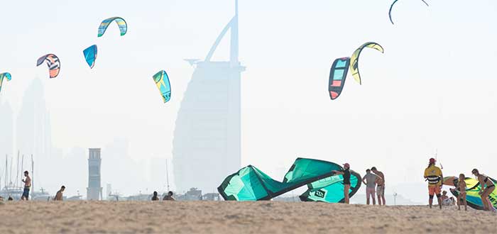 que-ver-en-emiratos-arabes-jumeirah-public-beach