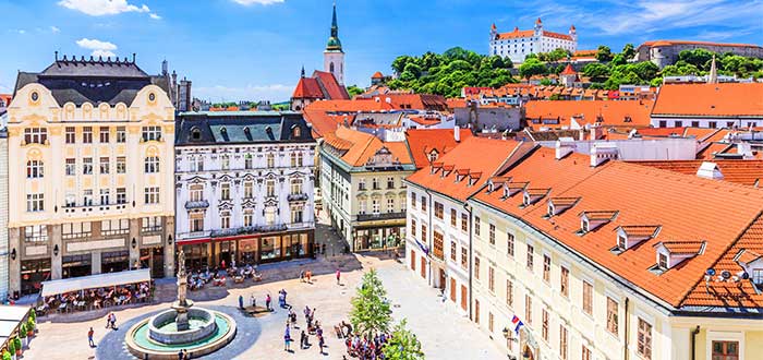 ciudades-mas-baratas-de-europa-para-viajar-bratislava