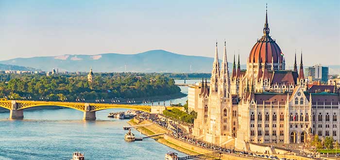 ciudades-mas-baratas-de-europa-para-viajar-budapest